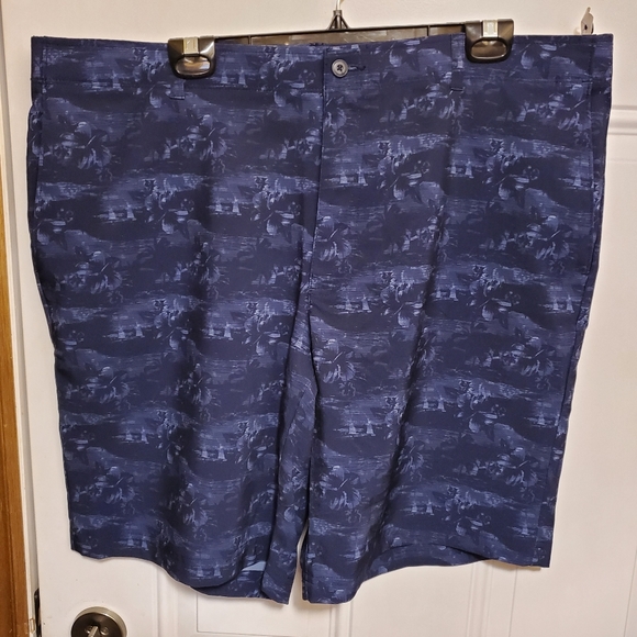 Ben Hogan tropical pattern stretch shorts - Picture 1 of 4